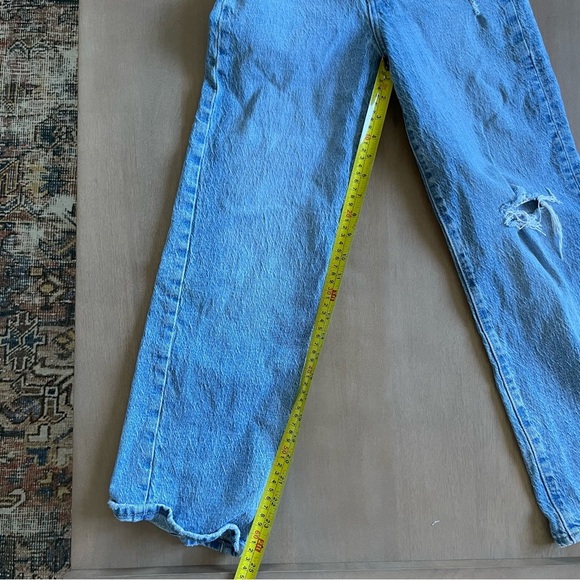 Levi’s Light Blue Ribcage Straight Ankle Jeans - Picture 7 of 7